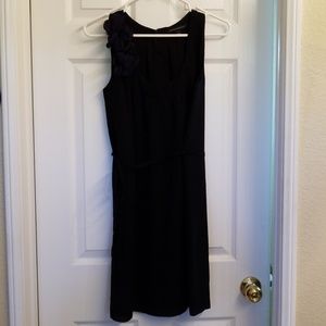 Black Banana Republic sleeveless size 0 silk dress